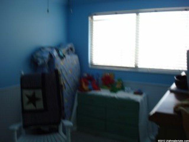255 E 935 S, Layton, UT 84041 — photo 4