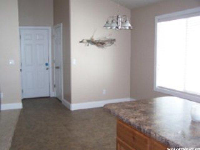 1623 Royal Ridge Dr, Roy, UT 84067 — photo 4