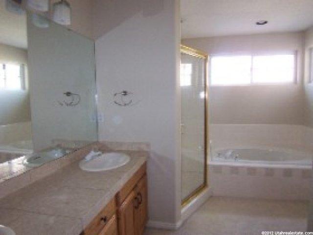 2064 E 25 S, Layton, UT 84040 — photo 8
