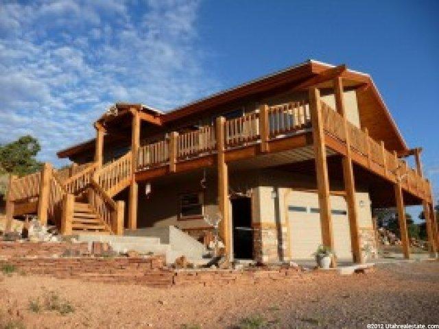 86 W Main St, Teasdale, UT 84773 — photo 3