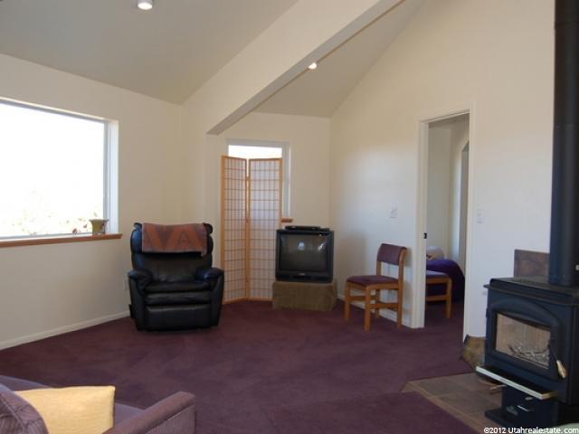 3629 Teasdale Rd, Grover, UT 84773 — photo 2