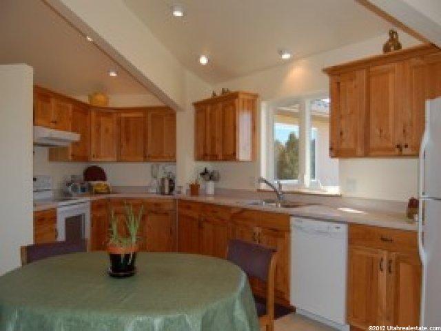 3629 Teasdale Rd, Grover, UT 84773 — photo 4