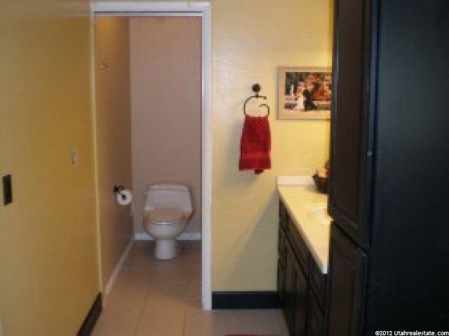 2084 E 9100 S, Sandy, UT 84093 — photo 10