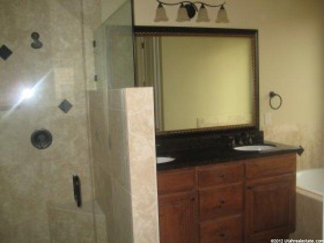 1307 E Shays Grove Ln E, Murray, UT 84121 — photo 4