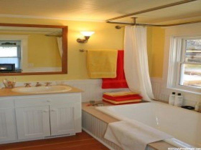 561 Park Ave, Park City, UT 84060 — photo 7