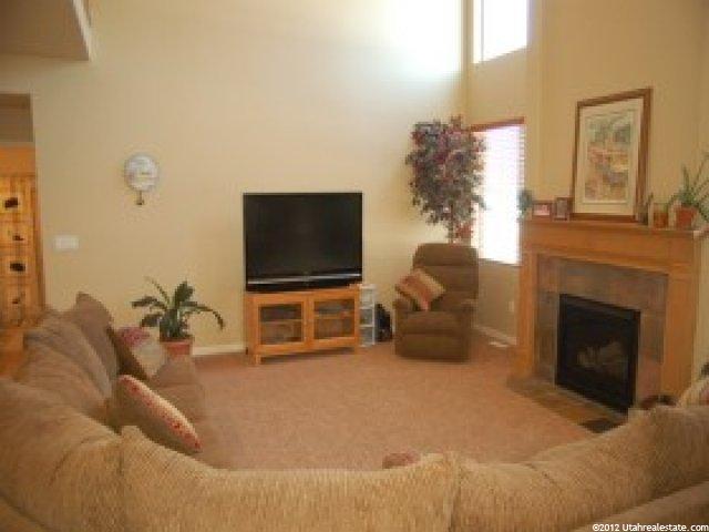5652 Iris Ct, Stansbury Park, UT 84074 — photo 5