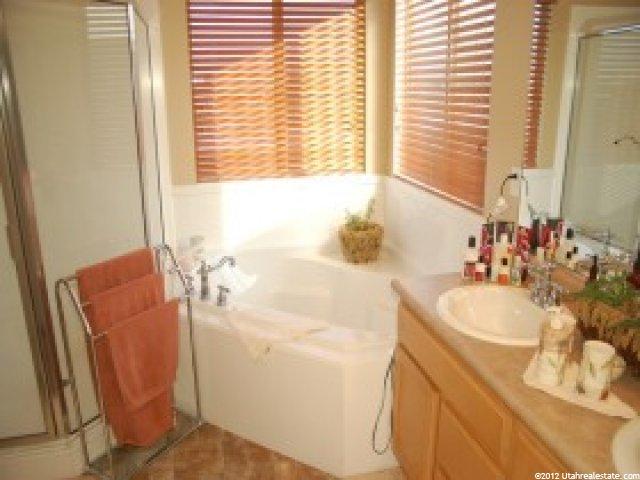 5652 Iris Ct, Stansbury Park, UT 84074 — photo 8