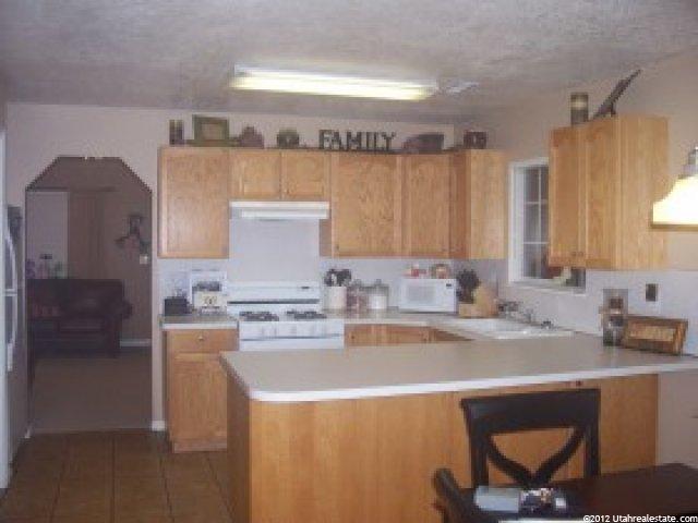 357 E 2300 N, North Ogden, UT 84414 — photo 2