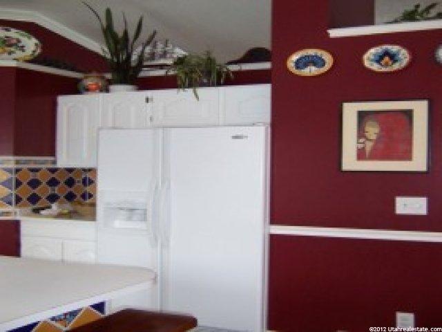 1860 E Sunset Dr, Layton, UT 84040 — photo 4