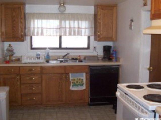 481 N 600 E, Roosevelt, UT 84066 — photo 3