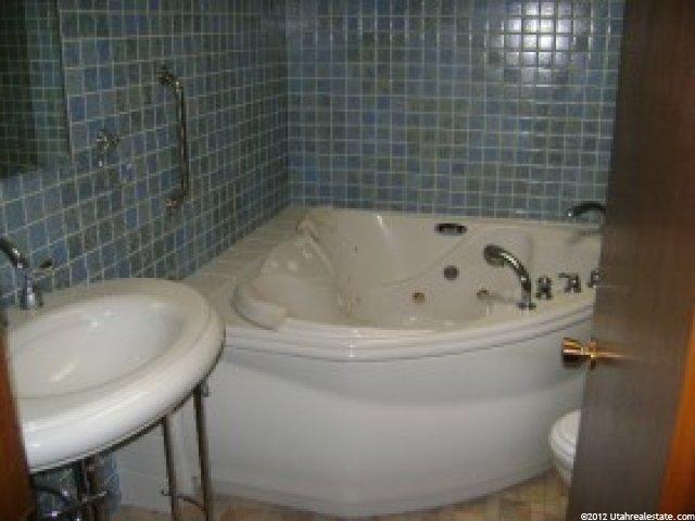2263 E Willow View Way S, Sandy, UT 84092 — photo 5