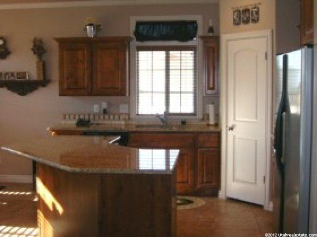 2537 W 3600 N, Farr West, UT 84404 — photo 4