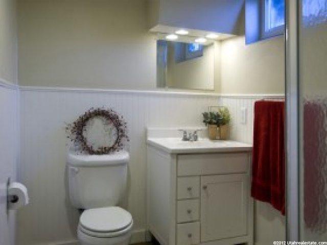 324 N 300 W, Bountiful, UT 84010 — photo 9