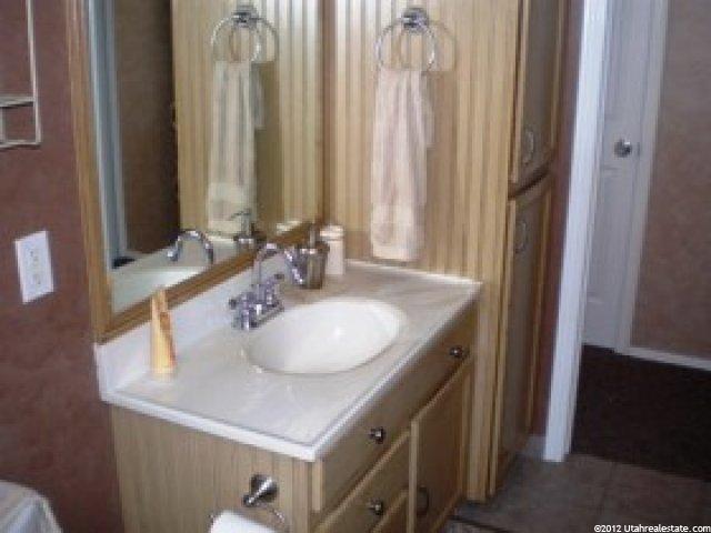 3088 N 2250 E, Layton, UT 84040 — photo 8