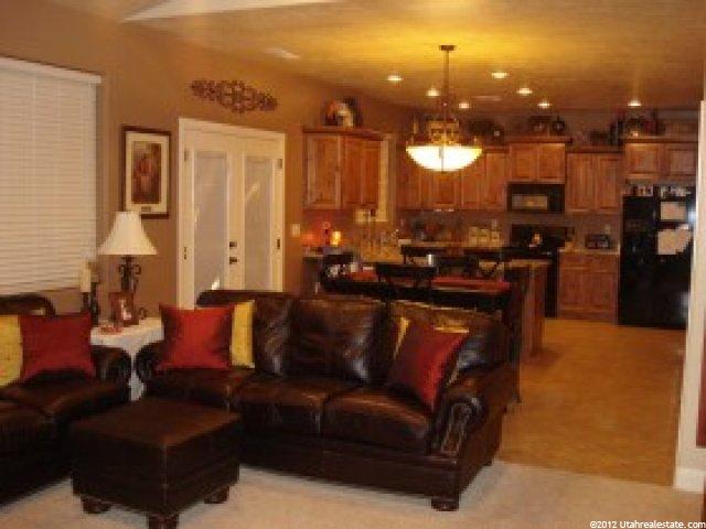 689 Lava Point Dr, St. George, UT 84770 — photo 3