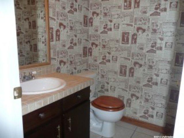 242 E 8375 S, Sandy, UT 84070 — photo 2