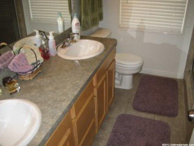 1007 E Canfield Dr, Ogden, UT 84404 — photo 9