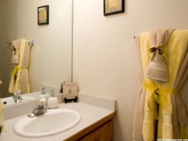 247 W 1800 S, Bountiful, UT 84010 — photo 8