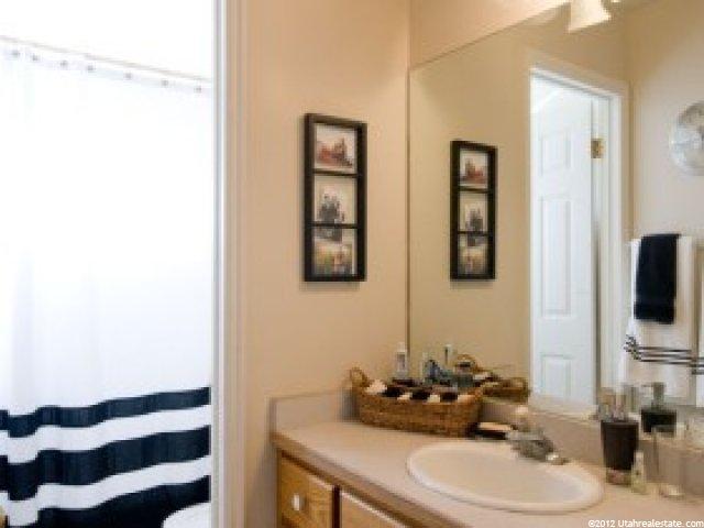 247 W 1800 S, Bountiful, UT 84010 — photo 10