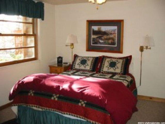 2275 E 6200 S, Holladay, UT 84121 — photo 8