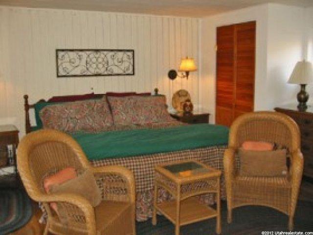 2275 E 6200 S, Holladay, UT 84121 — photo 9