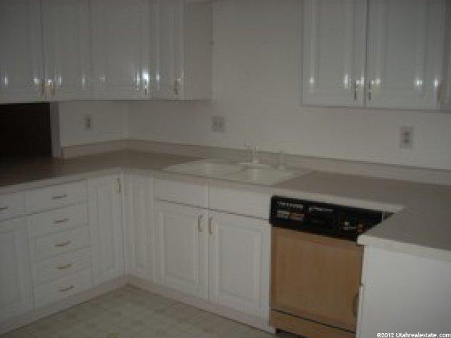 3031 S Windsor Ln E, Bountiful, UT 84010 — photo 4