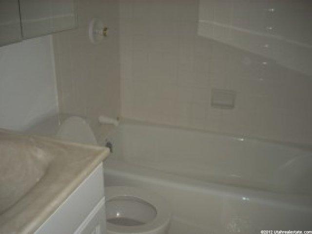 3031 S Windsor Ln E, Bountiful, UT 84010 — photo 10