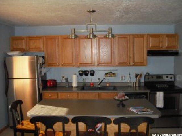 627 E 450 S, Clearfield, UT 84015 — photo 2