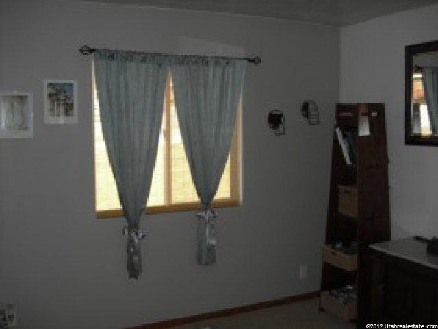 627 E 450 S, Clearfield, UT 84015 — photo 8