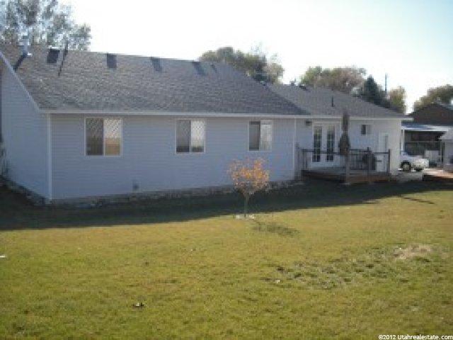 627 E 450 S, Clearfield, UT 84015 — photo 9
