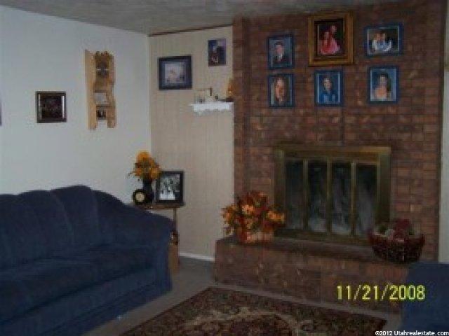 642 W 1130 N, Clinton, UT 84015 — photo 5