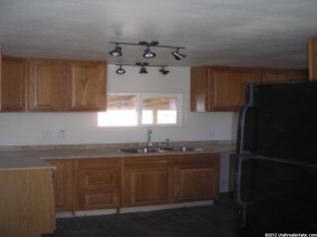 270 W 120 N, Torrey, UT 84775 — photo 2