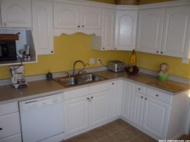 2462 Jackson Ave, Ogden, UT 84401 — photo 2