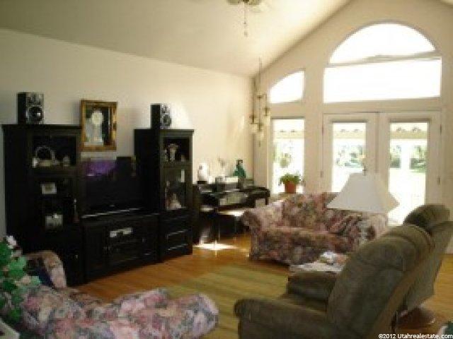 1422 E Anvil Dr S, Draper, UT 84020 — photo 4