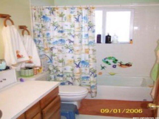 657 W 550 N, Clearfield, UT 84015 — photo 11