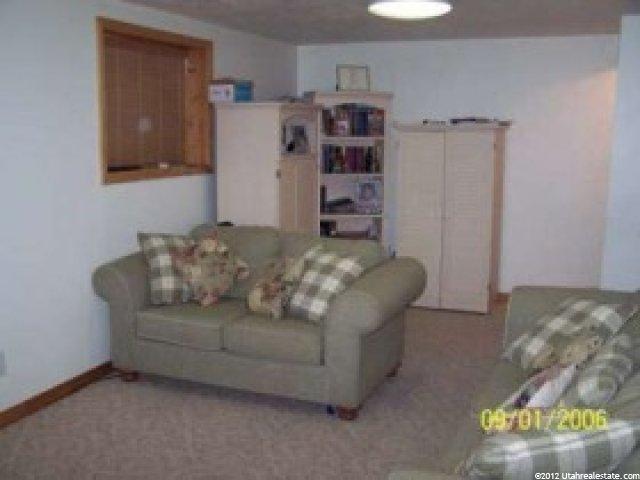 657 W 550 N, Clearfield, UT 84015 — photo 5