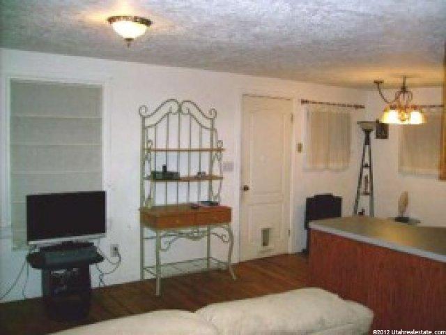 162 S 450 E, Clearfield, UT 84015 — photo 3