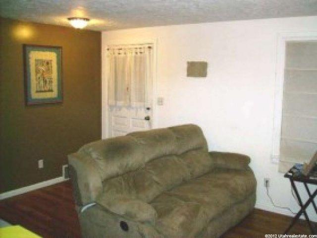 162 S 450 E, Clearfield, UT 84015 — photo 4