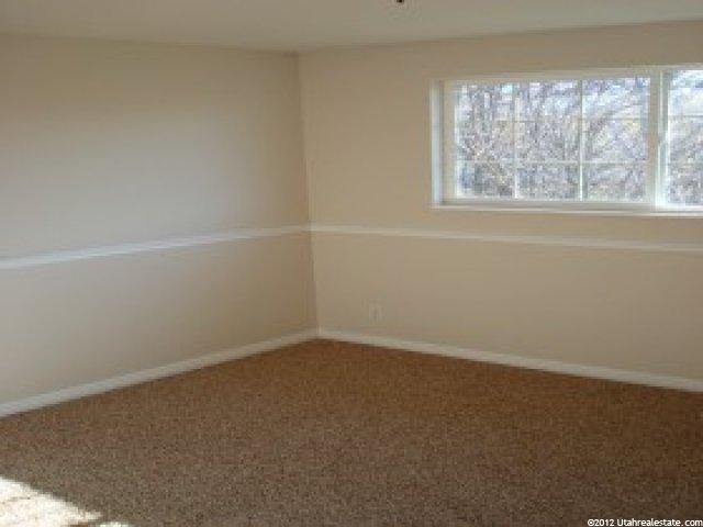 661 E Canfield Dr, Ogden, UT 84404 — photo 3