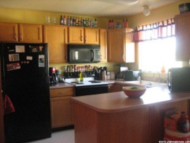 5516 S 3275 W, Roy, UT 84067 — photo 3