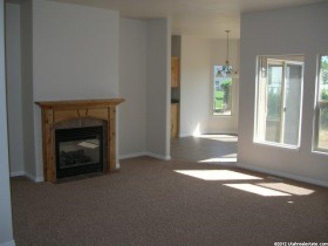 1251 W 1580 N, Clinton, UT 84015 — photo 2