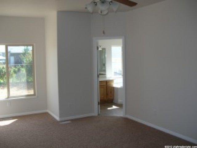 1251 W 1580 N, Clinton, UT 84015 — photo 3