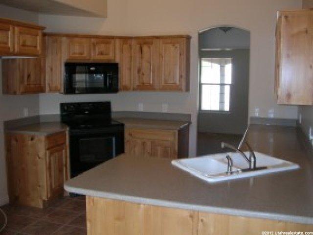1311 W 1580 N, Clinton, UT 84015 — photo 4