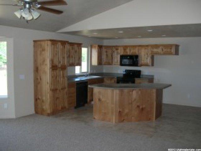 1354 W 1580 N, Clinton, UT 84015 — photo 2