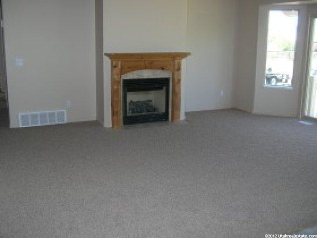 1354 W 1580 N, Clinton, UT 84015 — photo 4