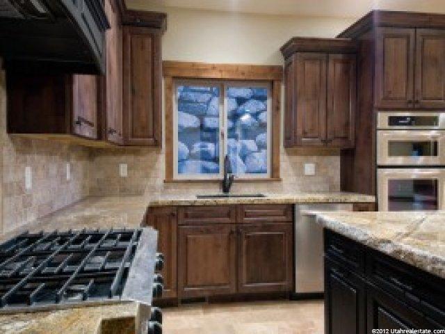 2596 S Fairway Cir, Bountiful, UT 84010 — photo 3