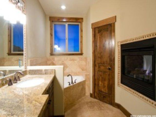 2596 S Fairway Cir, Bountiful, UT 84010 — photo 8