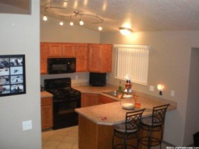 227 E 2525 S, Clearfield, UT 84015 — photo 3