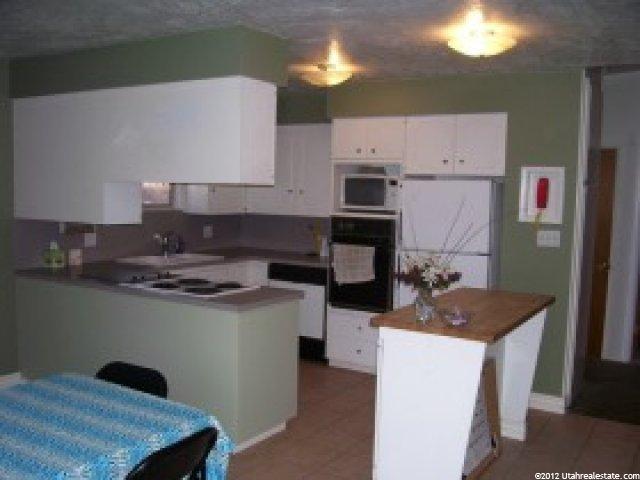 4192 Edgehill Dr, Ogden, UT 84403 — photo 2
