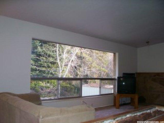4192 Edgehill Dr, Ogden, UT 84403 — photo 4